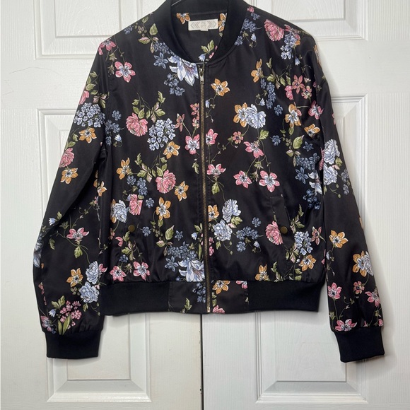 Pink Rose Floral Patterned Jacket - Picture 6 of 7